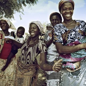 Visit a private house in Matili, Zabsugu region, Ghana to understand life conditions. Con Espido Freire